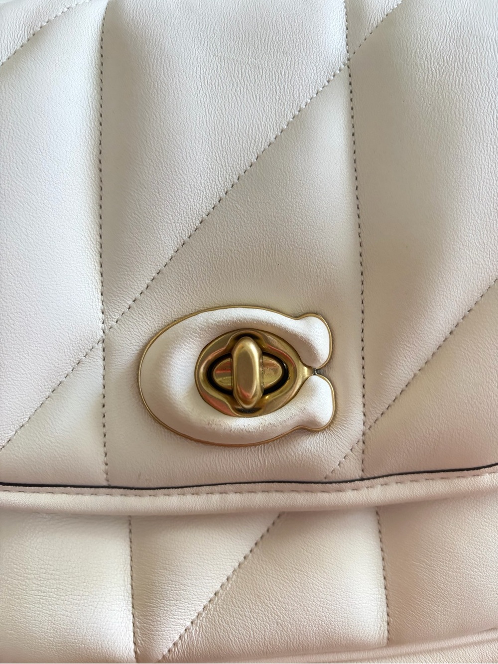 Coach Pillow Madison Quilted Leather Chalk Color - Picture 6 of 12